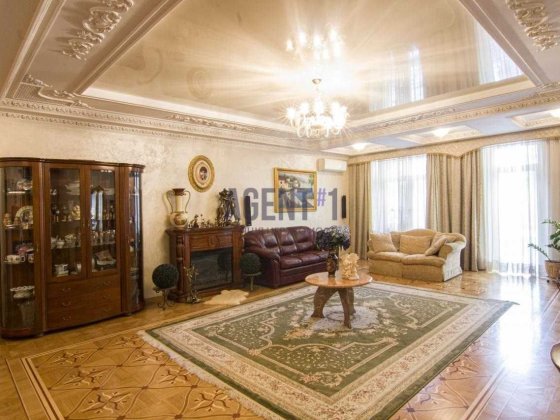 Продаж просторої 3-кімн. квартири в ЖК Чайка Чайки