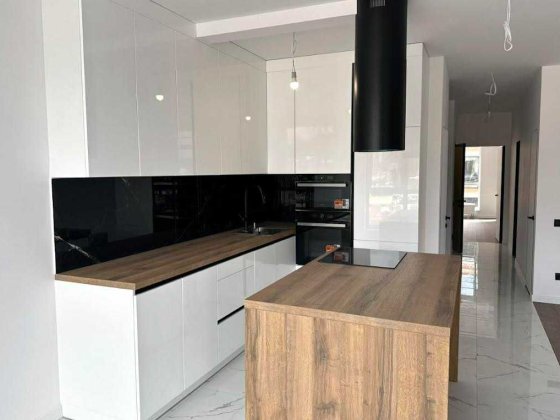 Продаж 3-кімнатна квартира в новобудові Брюховичі Брюховичи