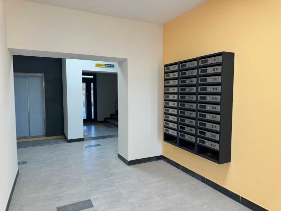 Продаж(Єоселя) 1-кімнатної квартири 44 м2 Пустомити (9км.від Львова) Пустомыты