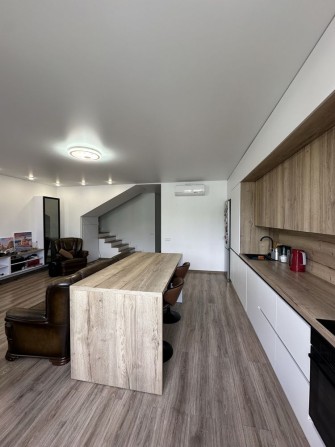 Продам двохрівневу квартиру з ремонтом ДанБуд - фото 1