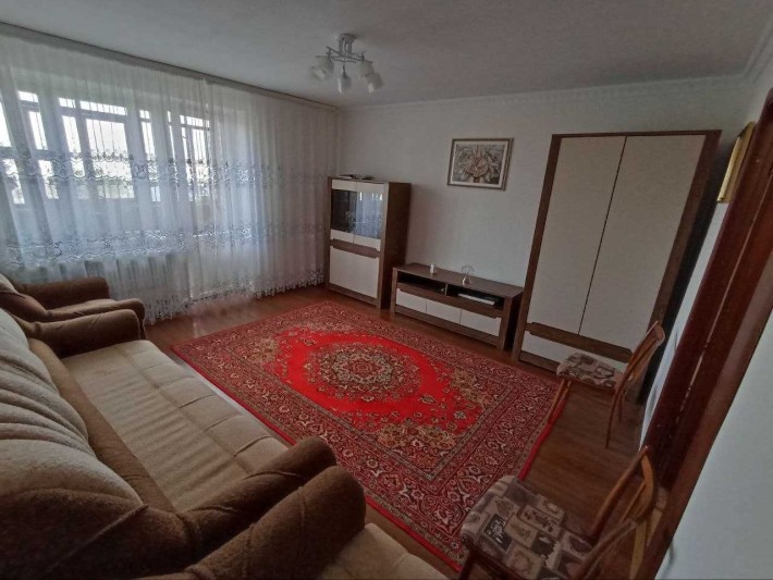 Продам 4-кімнатну квартиру в м. Новояворівськ - фото 1