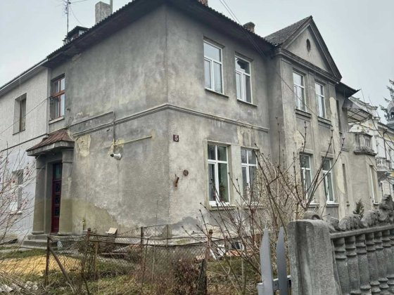 2-х кімнатна квартира, м. Жовква Жолква