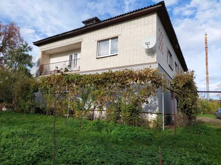 Продаж 3-кімнатної квартири у м. Стебник! - фото 1