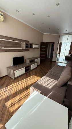 1 комн кв с мебелью и техникой ЖК Кадор 5 Жемчужина 44кв.м - фото 1