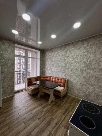 продается 1комн квартира в ЖК Парк Фонтанов.(3-126-739) - фото 1