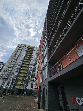 Продам 1-к квартиру в ЖК Акварель-8 - фото 1