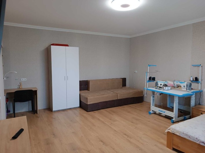 Продам 2 ком квартиру в Фонтанке - фото 1