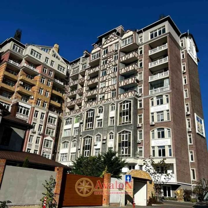 1 комн кв,  жк* Зелёный мыс*  Англ. Дом  4 - фото 1