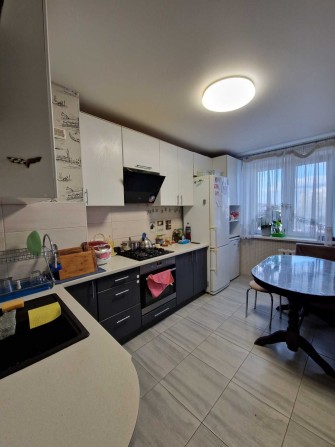 У продажу 3-кімнатна квартира з ремонтом - фото 1