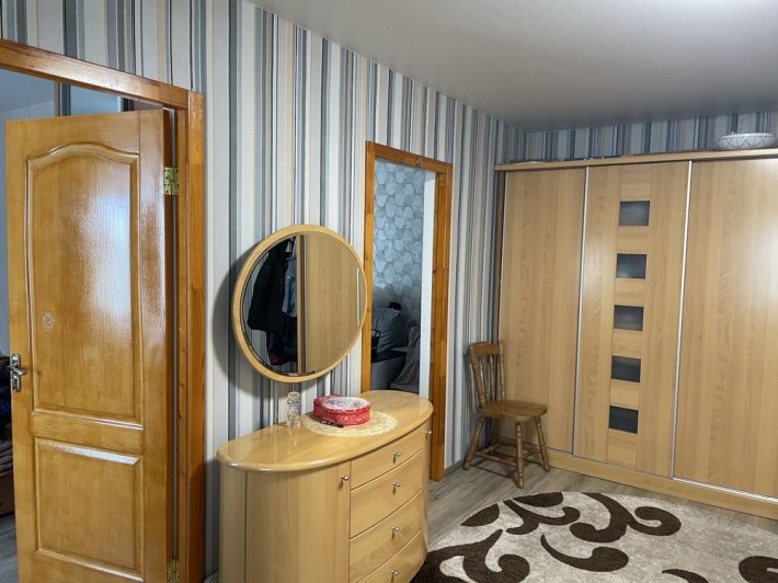 Продам 3х комнатную квартиру, Авангард - фото 1