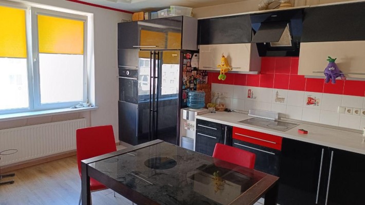 Продам 2 комнатную  под программы в ЖК Радужный (148-052) - фото 1