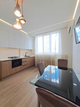 Продам 1к. квартиру с евроремонтом, мебелью и техникой в ЖК Авангард - фото 1