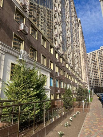 Продам 2- ком в Кадоре на Сахарова  34000 уе - фото 1