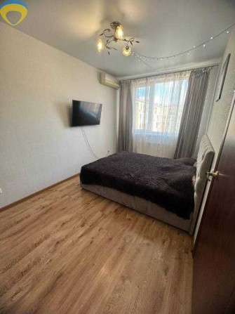 Продам 2к. квартиру с мебелью и техникой ЖК 7 небо - фото 1