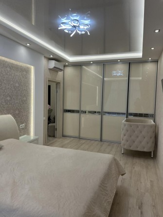 Продам 2ком квартира с ремонтом и видом моря! ЖК 29Жемчужина (139-235) - фото 1