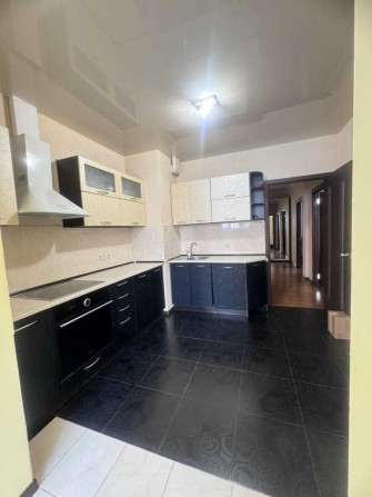 Продам 2-двухкомнатную квартиру с ремонтом в ЖК Радужный (839-477) - фото 1