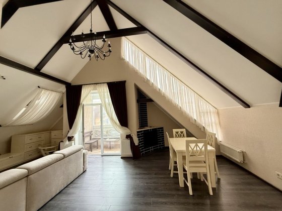 Двухкомнатная с ремонтом в ЖК зелёный  мыс Крыжановка