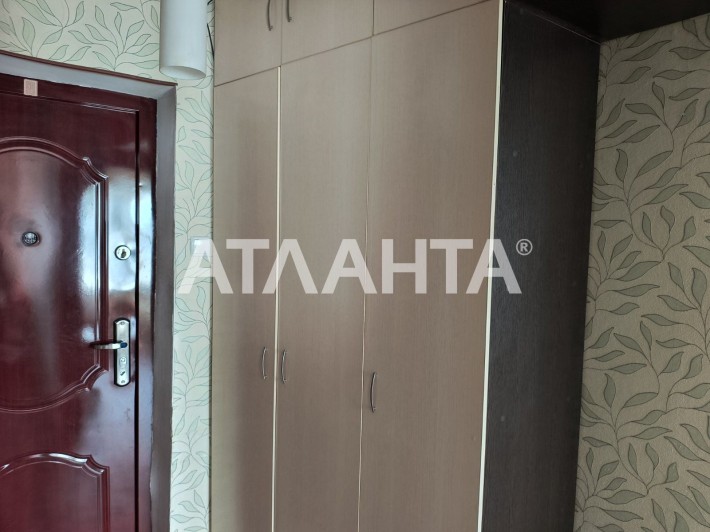 Продается квартира с хорошим ремонтом - фото 1
