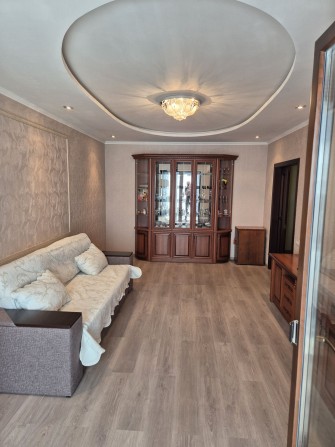 Продам двух кімнатну квартиру "Меркурій" - фото 1