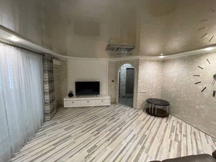 Продам 3х кімнатну квартиру - фото 1