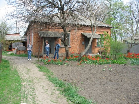 Продам 2-х комнатную квартиру в Зенькове Зіньків