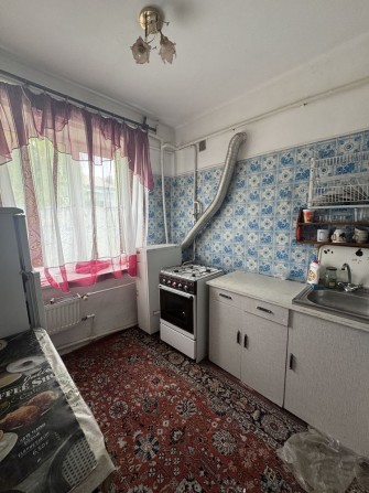 Терміновий продаж трикімнатноі квартири - фото 1