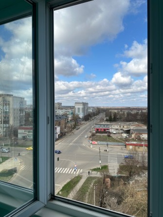 Продам 3-кімнатну квартиру біля центру Балаклія - фото 1