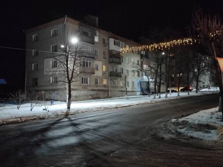 Продам (єОСЕЛЯ) 2-кмн.квартиру 1-й эт.можно под БИЗНЕС (красная линия) - фото 1
