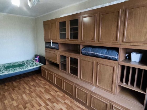 Продаж 1- кімнатної квартири Златопіль