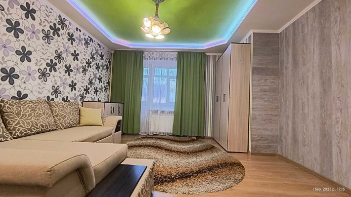 Продаж 3к. квартири Озерна Степана Бандери, 40/1А - фото 1