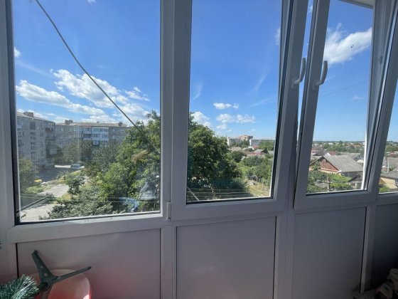 ТОРГ, 2 кімнатна квартира (52 кв. м), Полонне, центр міста Полонное