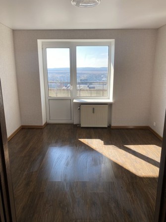Продам квартиру в Сатанові - фото 1