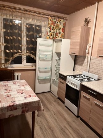 Продам квартиру двохкімнатну - фото 1