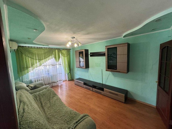 Продам 3-квартиру в центрі Покрова - фото 1