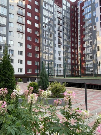 Продам двокімнатну квартиру у центрі,Набережна-Галицька.Княгинин,2-кім - фото 1