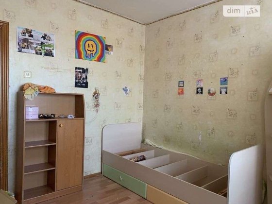 Продається 3-х квартира вул.Милославська 4 ,Троєщина Київ