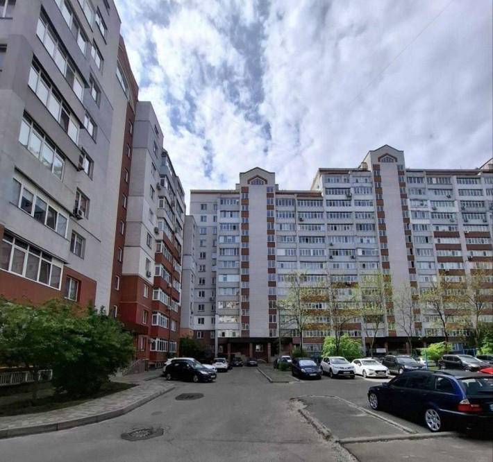 Продаж 2х кімнатної квартири Грушевського - фото 1