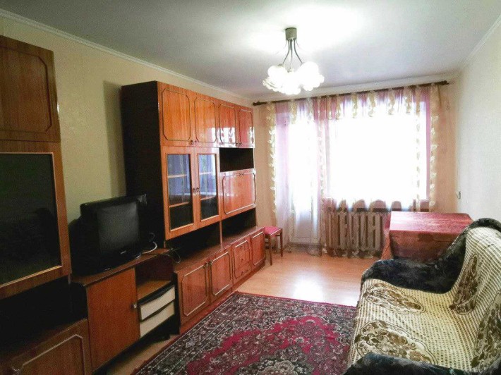 Продаж квартири 45м2 в центрі міста Бровари! - фото 1
