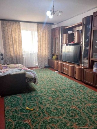 Продам ПОВНОМЕТРАЖНУ 1-но кімнатну квартиру 40м2 , вул. Ч. Запорожців - фото 1