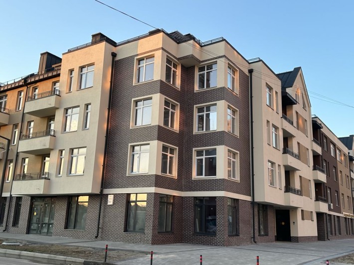 Продаж 2 кім, Бровари, Київська обл, вул Чорновола / Симоненко - фото 1