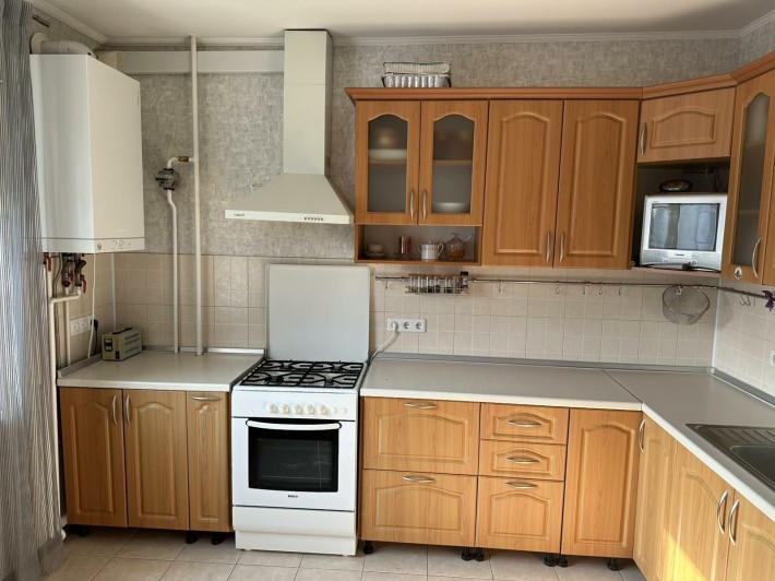 Продаж просторої  квартири 108 м2 з ремонтом. - фото 1