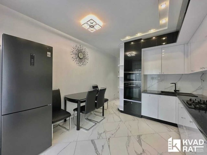 Продаж 2- кімнатної квартири з ремонтом в комплесі закритого типу БАМ. - фото 1