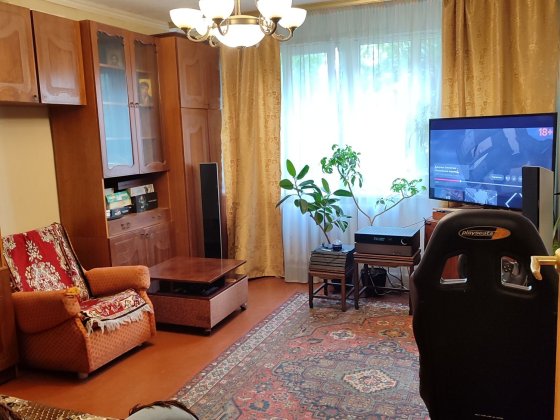 Продам двокімнатну квартиру в Вишневому Вишневе