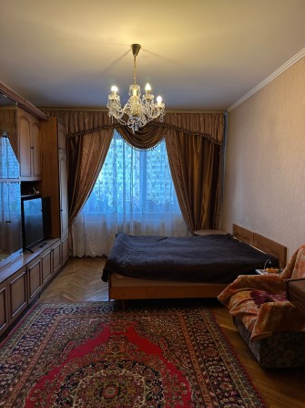 Продам 3-кімнатну квартиру по вул.Симона Петлюри - фото 1
