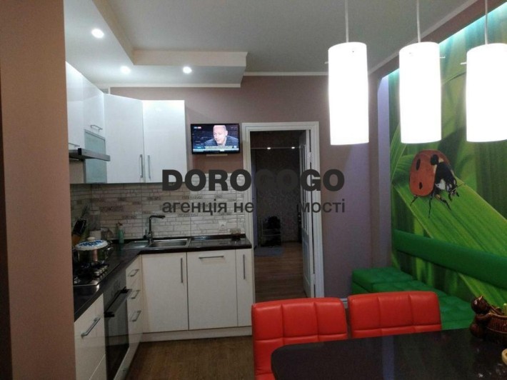 Продаж 3-К кв, ремонт, 83 м2, Вишневе, вул. Південна 9 - фото 1