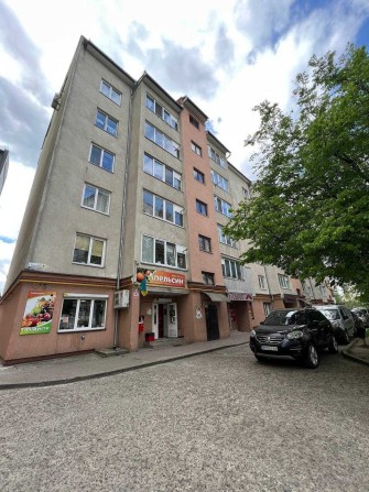 3 кімнатна вулиця Любачівського р-н Позитрон - фото 1