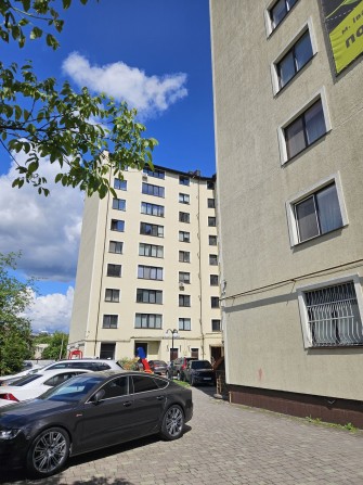 2 кім квартира з ремонтом,вул Довга,в центрі - фото 1