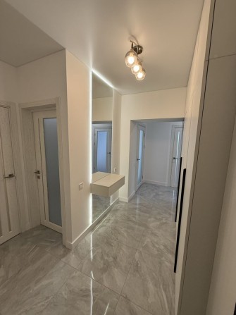 Продам 2-х кімнатну квартиру - фото 1