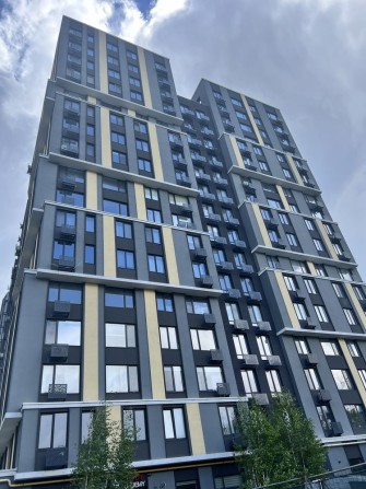 Продаж 2к квартири в ЖК One House поряд ЖК Акварелі - фото 1