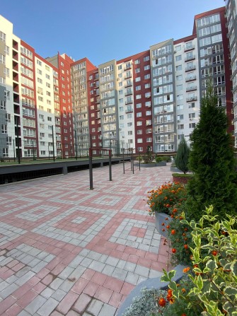 Центр квартира 3-кімн продам Галицька парк річка Васильянок,Набережна - фото 1